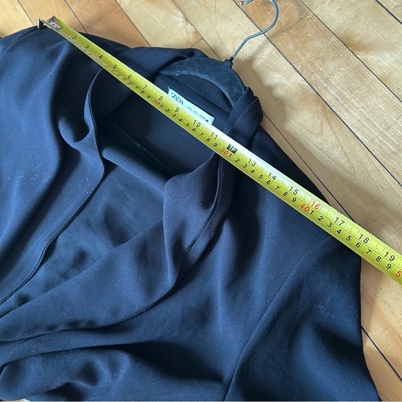 Zara Black Long Sleeves Wrap Dress - Picture 10 of 11